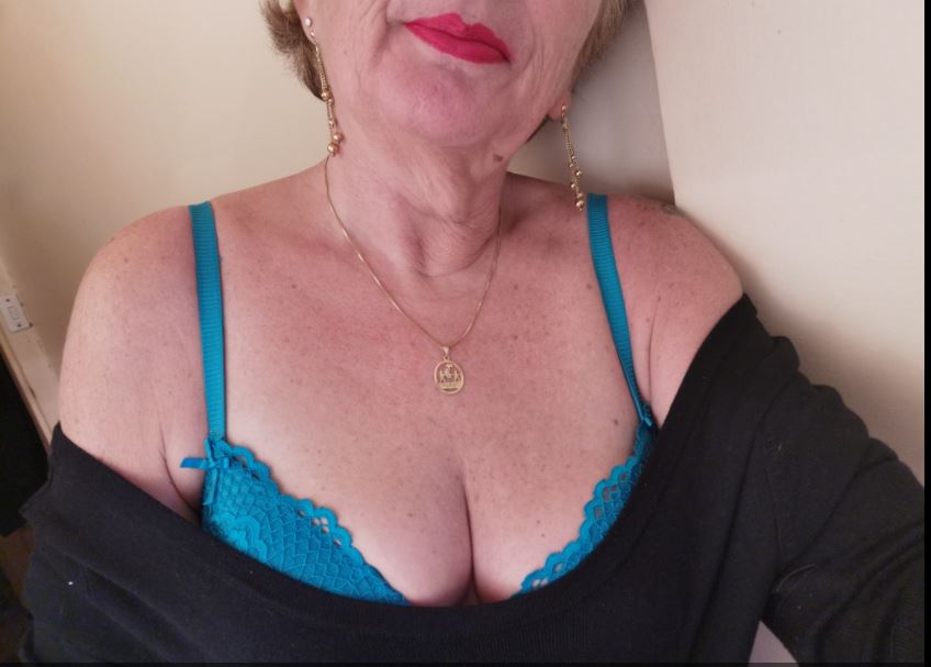 Gweny , 57 ans (Saint-Joseph)