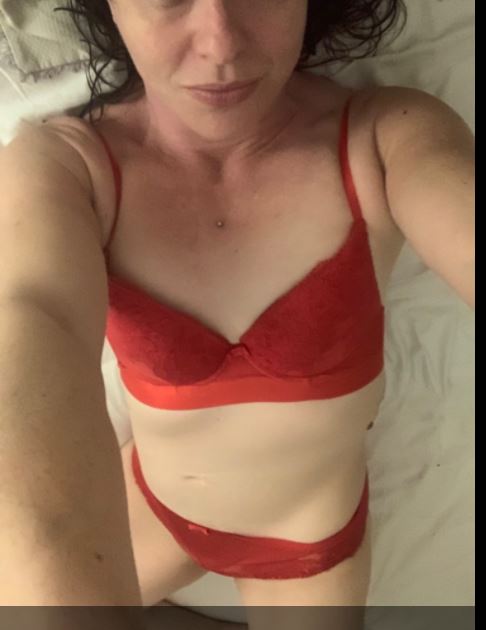 ANGLAISE_KOKINE, 40 ans (paris )