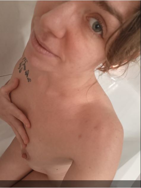 NOUGATINETTE09, 30 ans (paris )