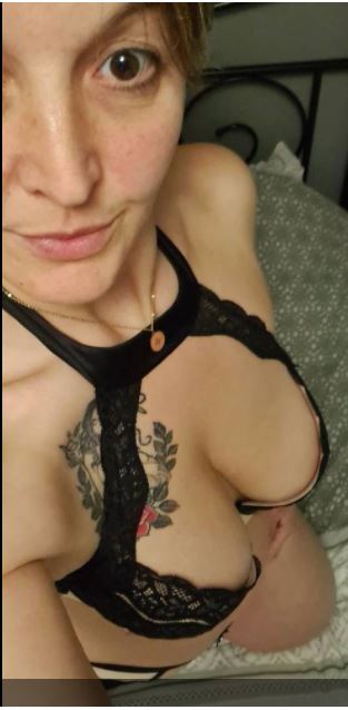 SABNINA, 40 ans (Ile-de-France  )